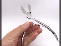 Obcinacz do zębów prosiąt